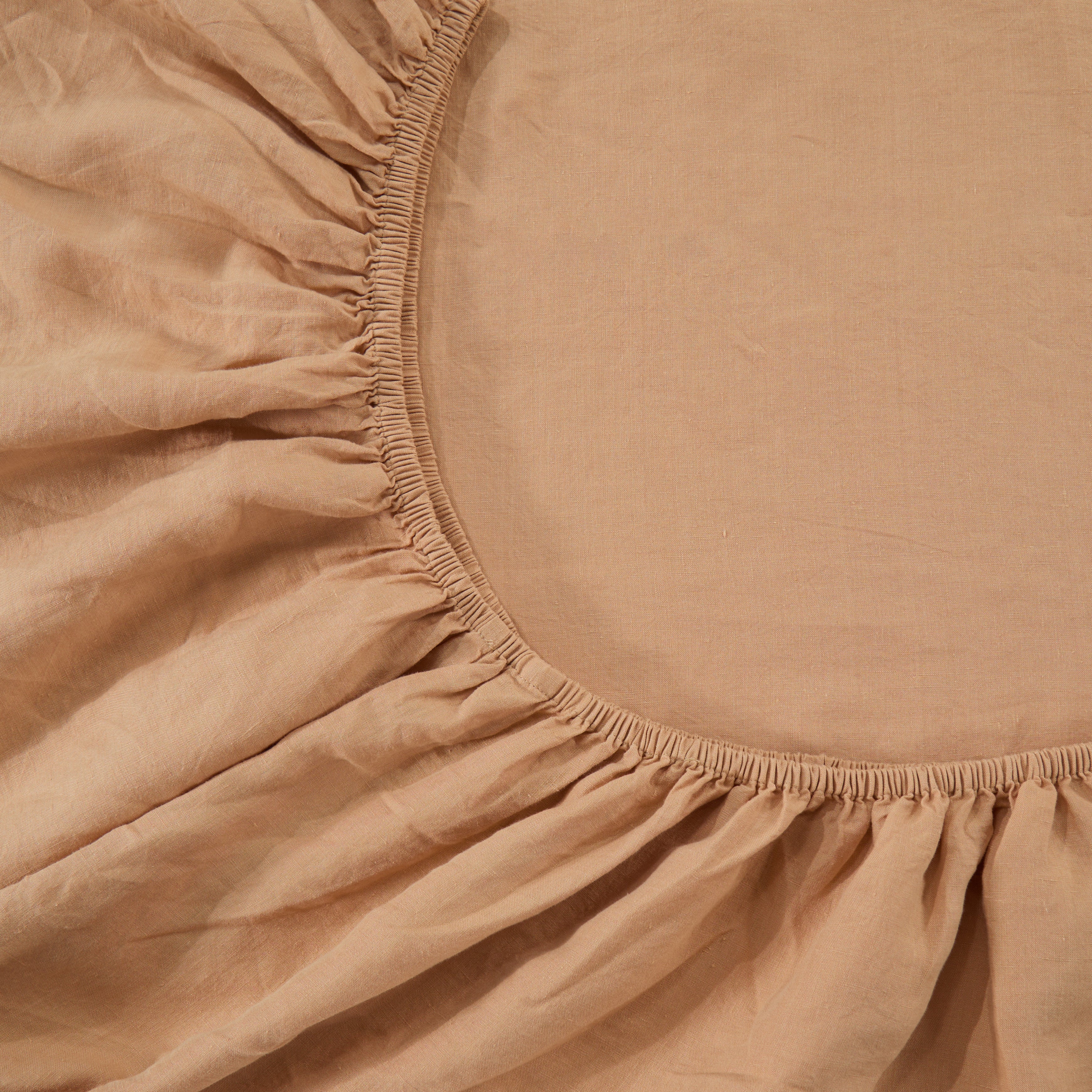 Bart Yarn-dyed Linen Fitted Sheet in Sand