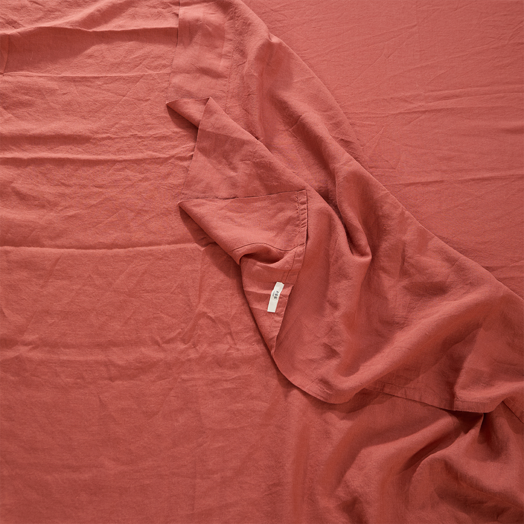 Bart Yarn-dyed Linen Flat Sheet in Maple