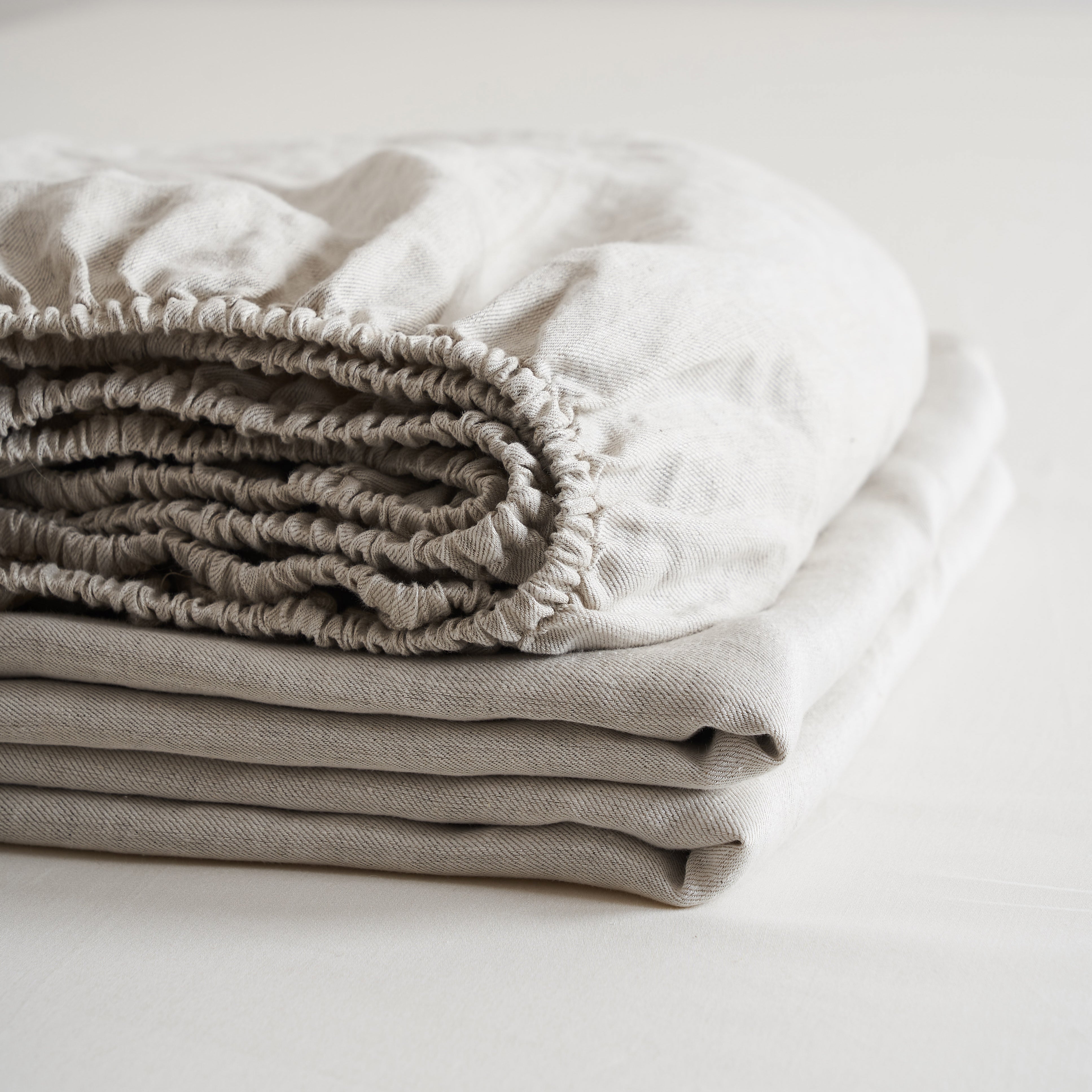 Regression Hemp Fitted Sheet in Natural