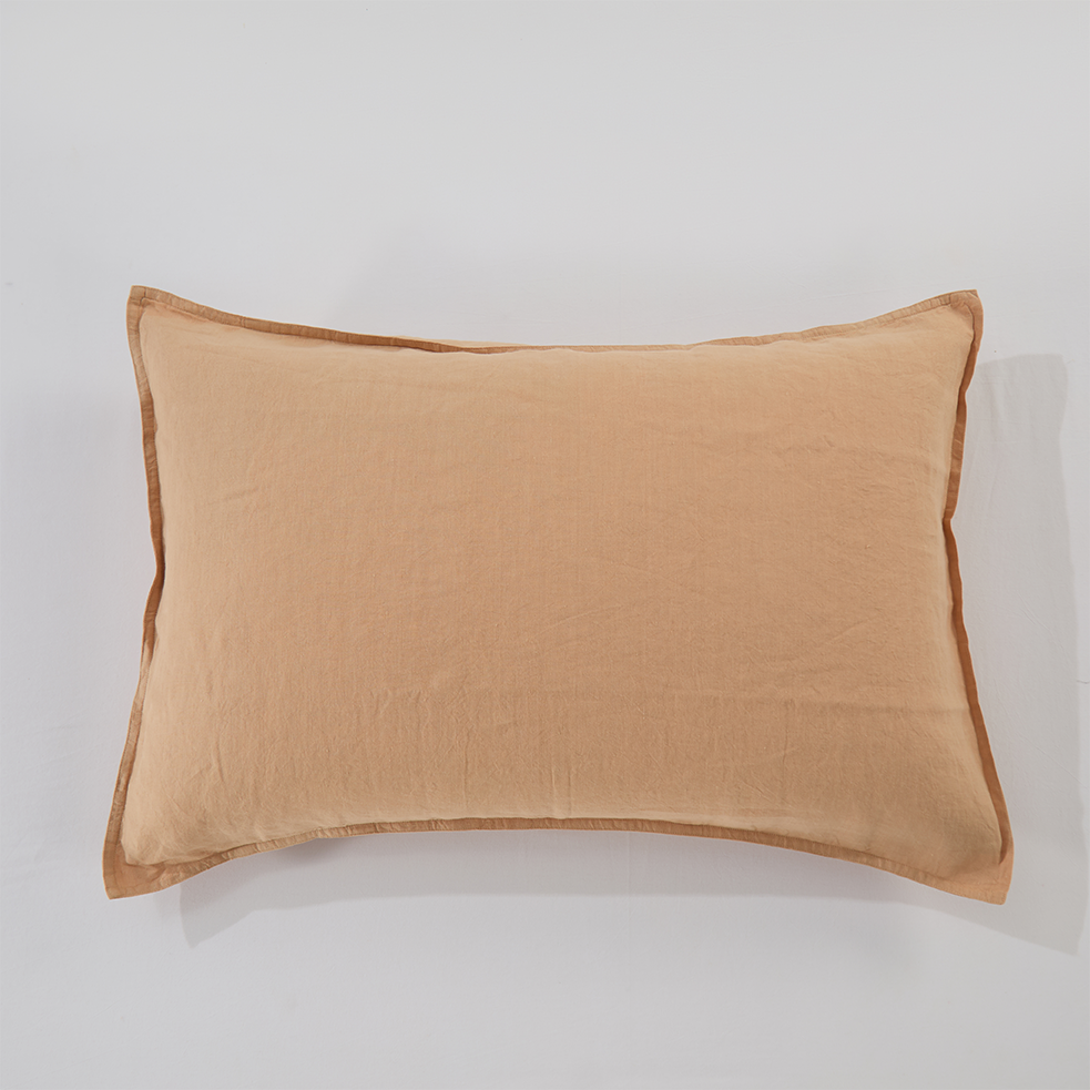 Bart Yarn-dyed Linen Pillowcases in Sand