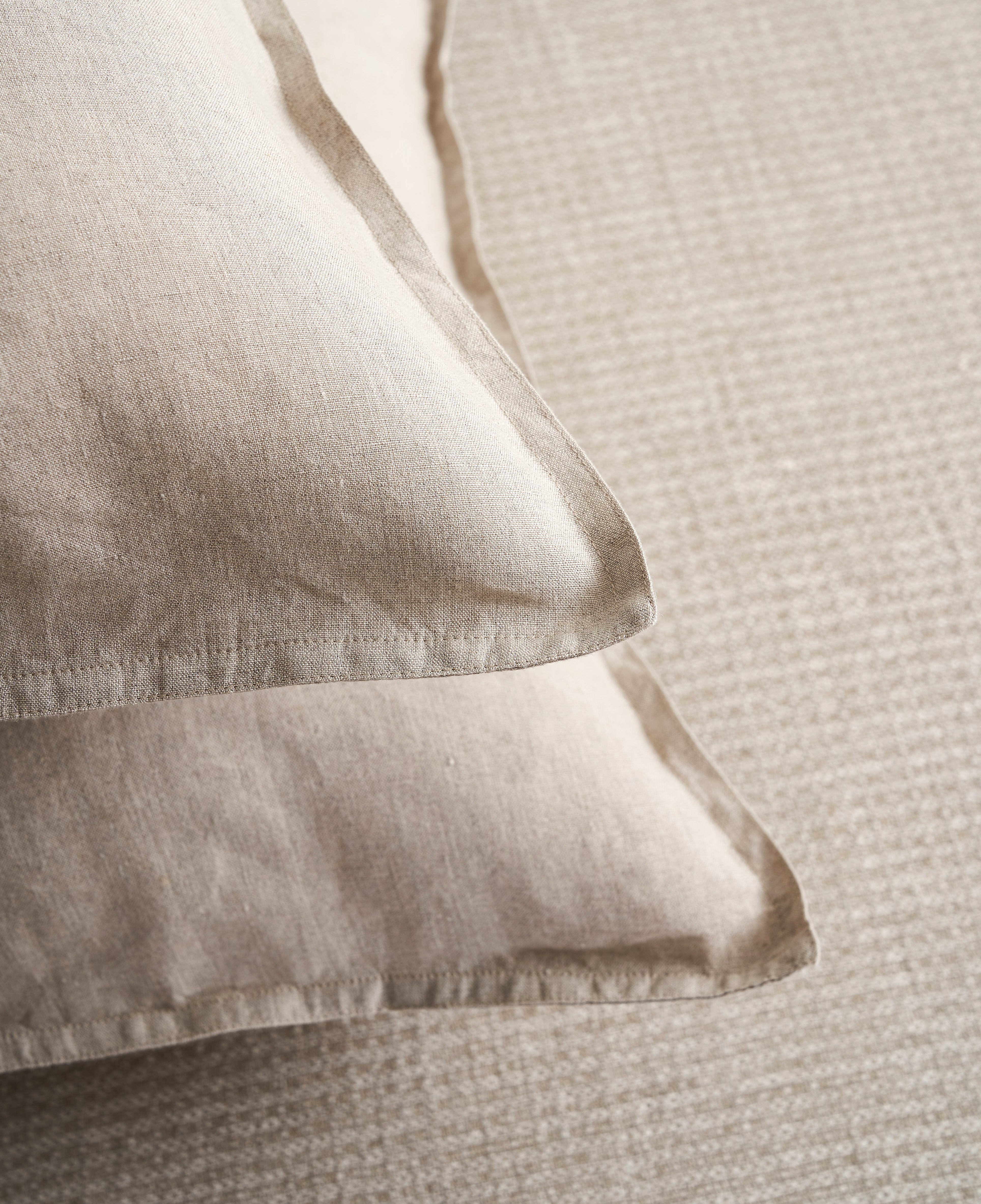 Bart Linen Pillowcases in Natural