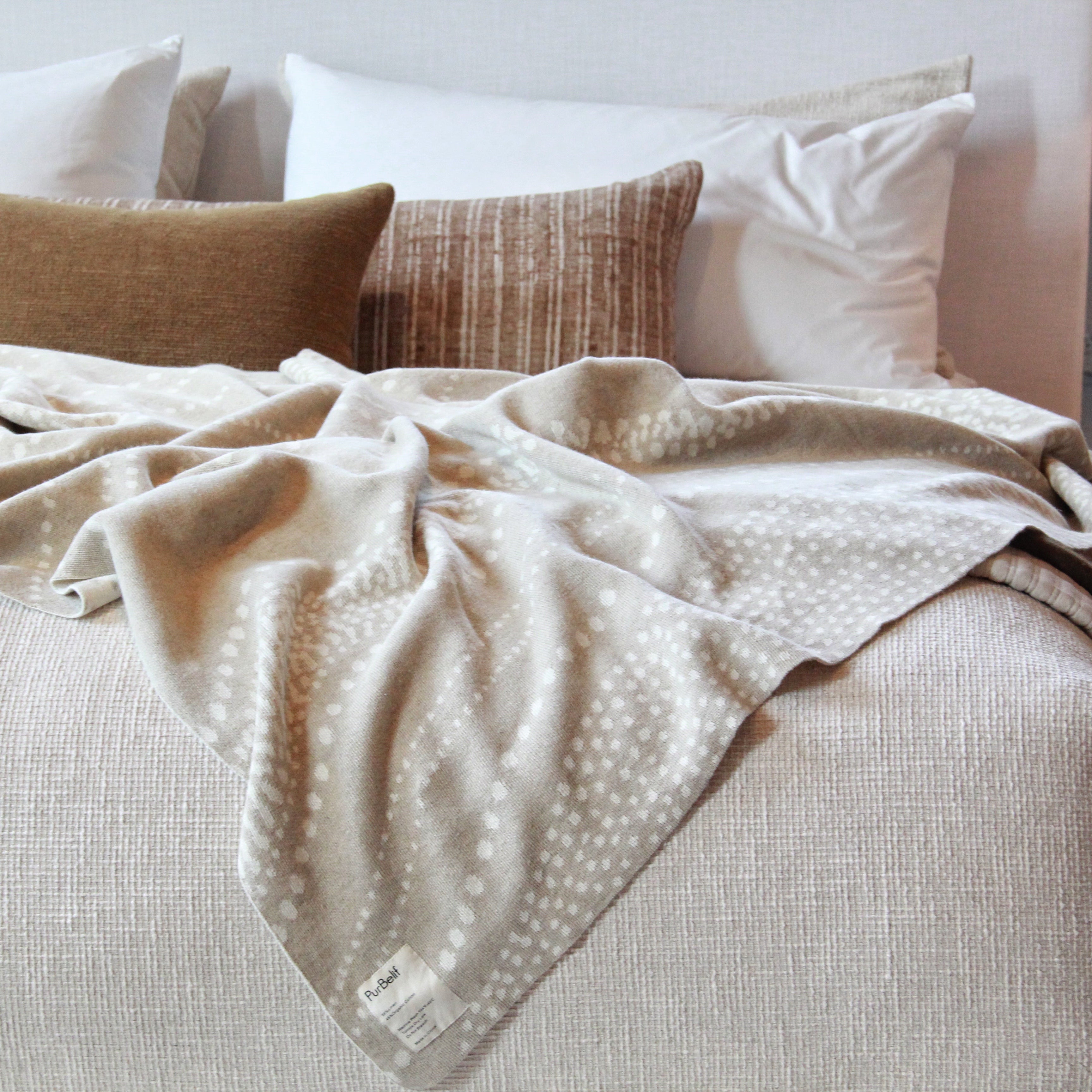 Gaia Hemp Throw in Wave